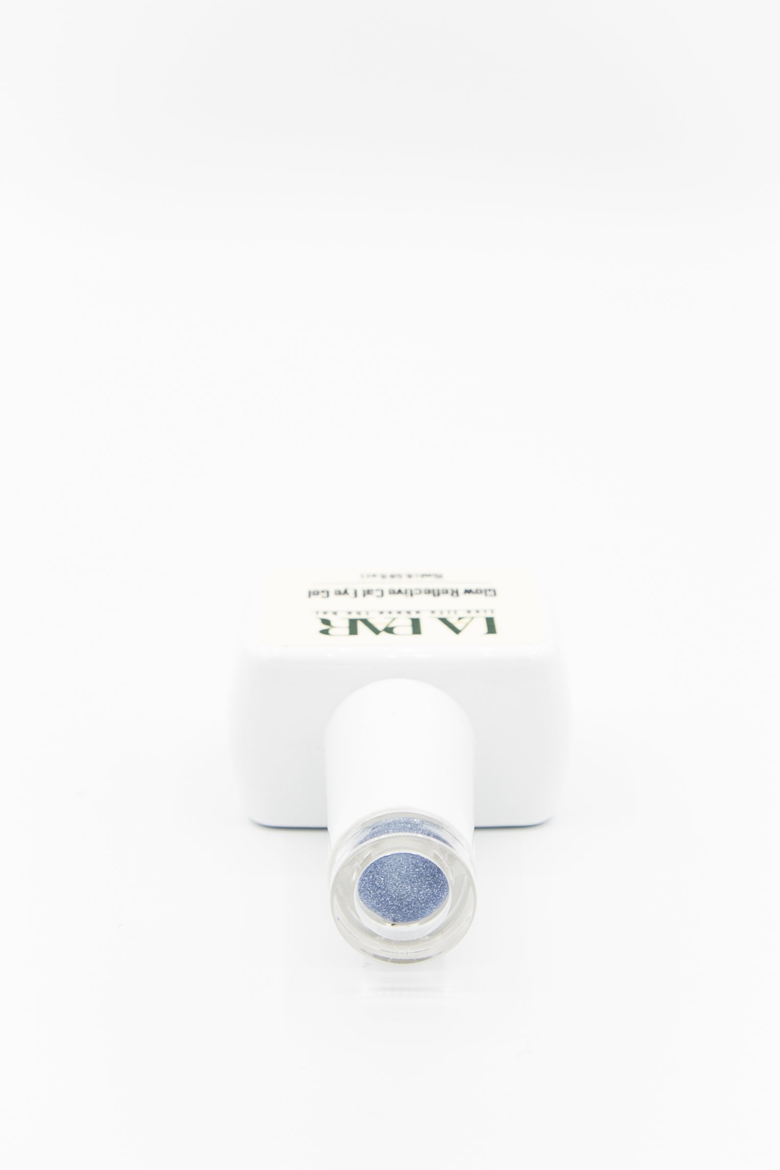 La Par Blue Diamond #9 Glow Reflective Cat Eye Gel Polish bottle cap
