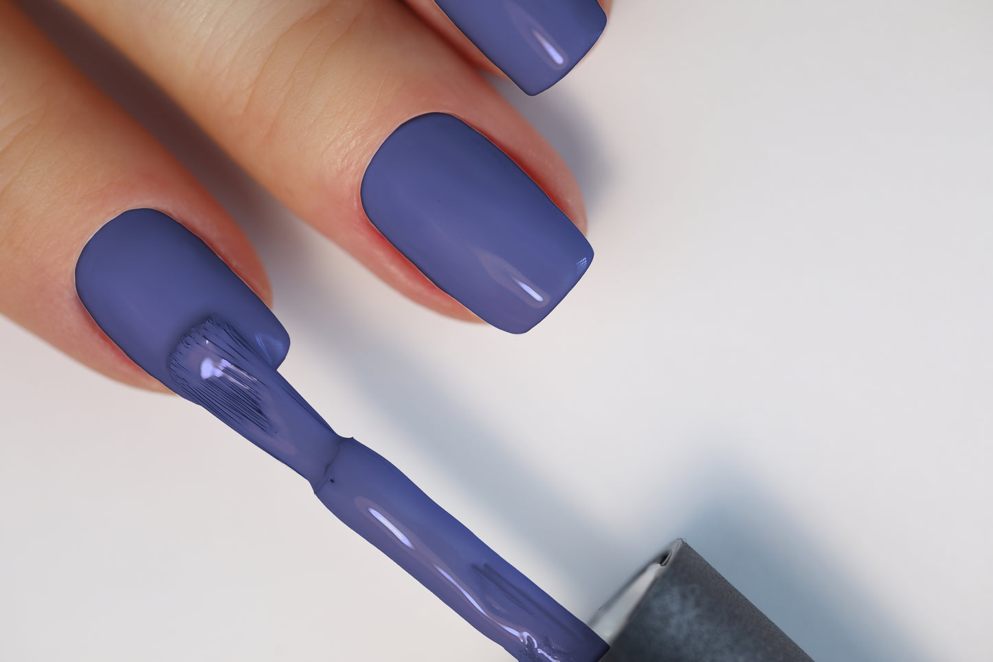 La Par Tunnel Vision #27 Polish on nails